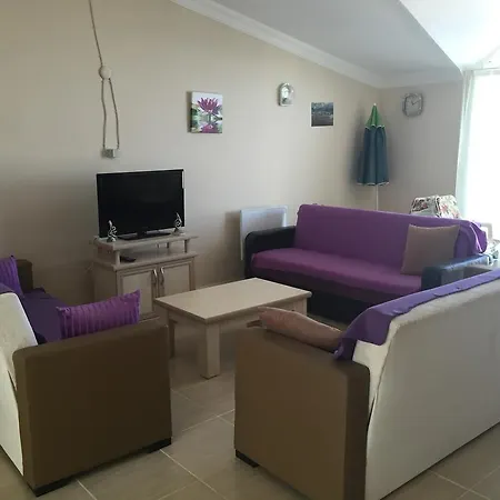 Yamac Apart Evleri * Akbük