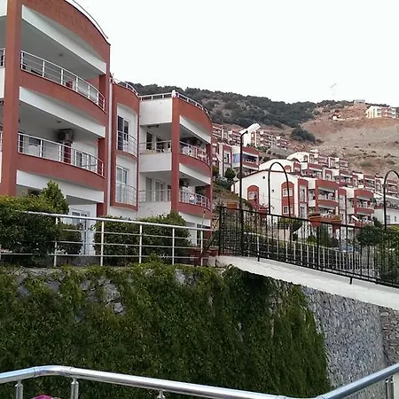 Yamac Apart Evleri * Akbük